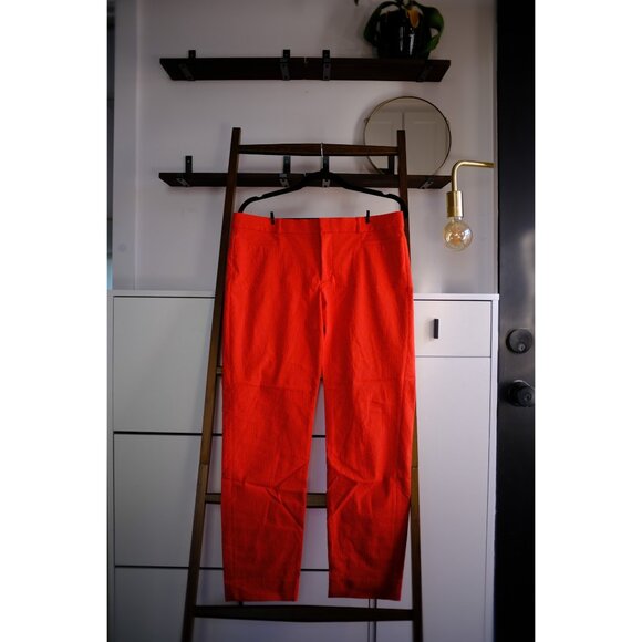 Banana Republic Sloan Pant - Red Textured - 10 - Excellent Pre-owned - Picture 7 of 9